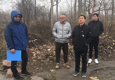 顶风冒雪慰问一线 浓浓真情温暖人心